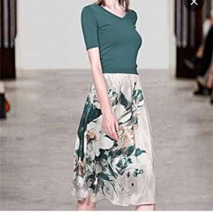 Vintage silk skirt 😍